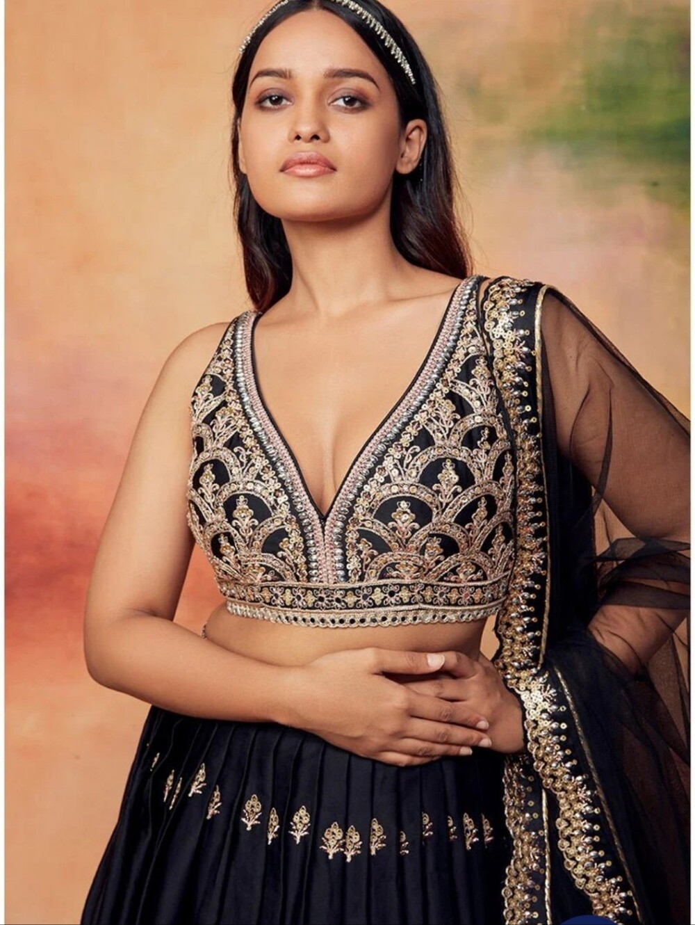 Black Lashkaraa Lehenga, Small, Only Worn Once - Picture 4 of 8
